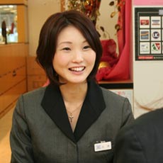 久米瞳さん